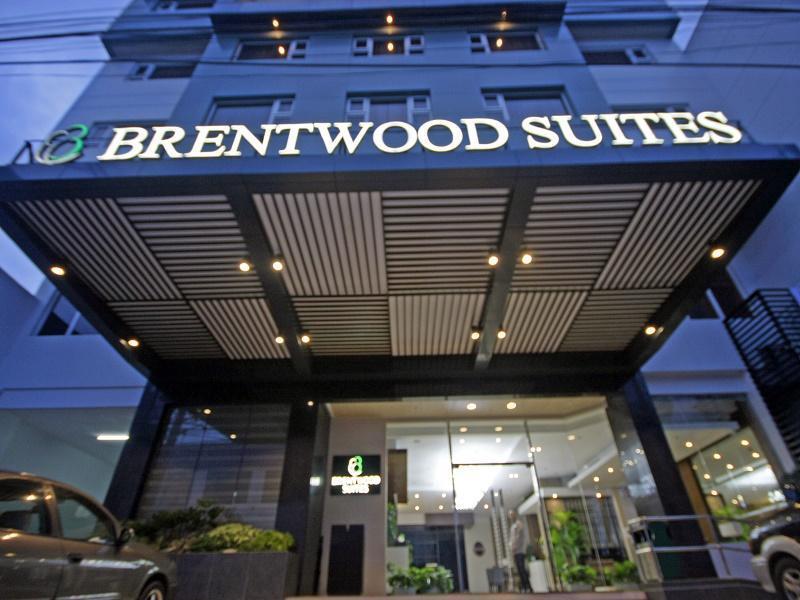 Brentwood Suites Manila Exterior foto